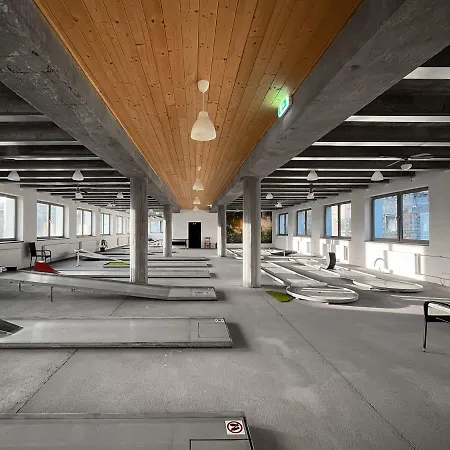 Double Red Cars Museum 3*