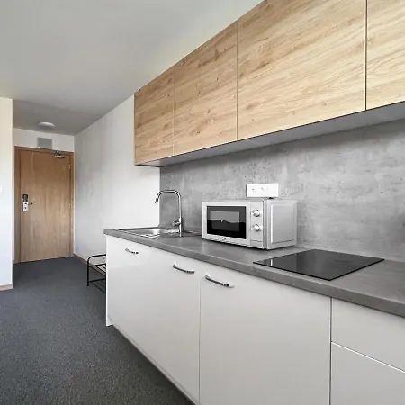 Double Red Cars Museum 3* Брезно