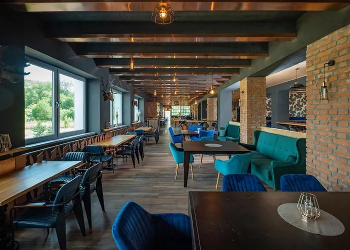 Szálloda Double Red Cars Museum 3*